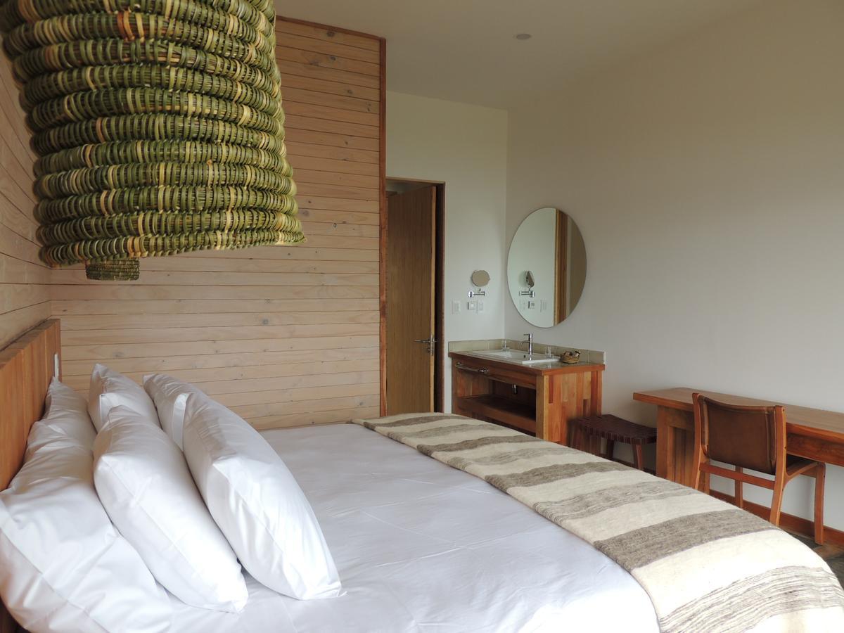 פורטו נטאלס Hotel Simple Patagonia מראה חיצוני תמונה